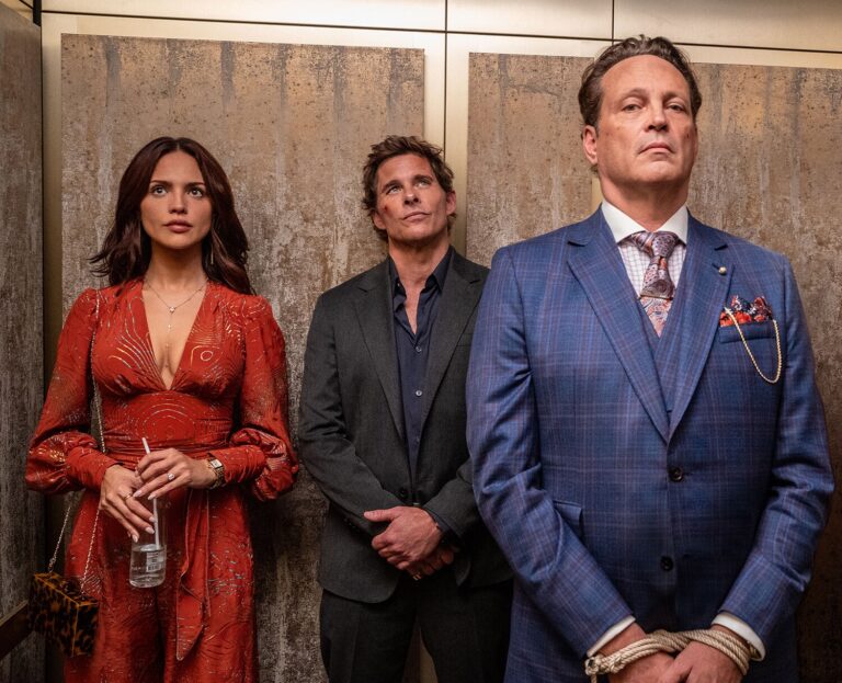 mike-nick-nick-alice 01